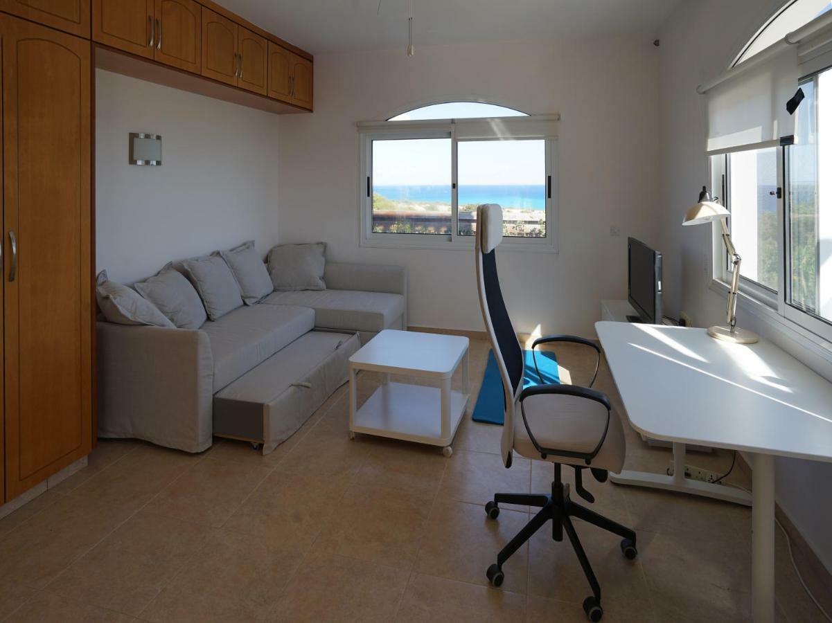Unforgettable Family Escape - Cliffside Villa With Panoramic Sea Views And Kid-Friendly Private Pool *