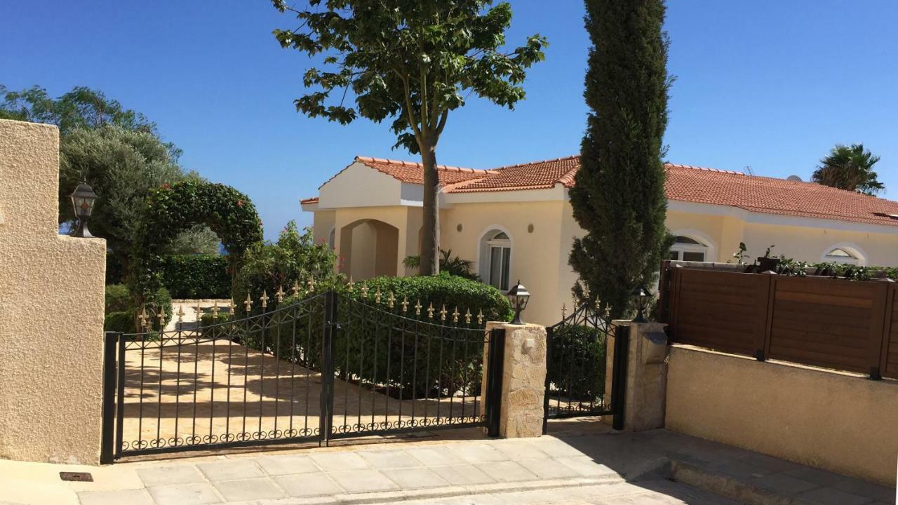 Villa Unforgettable Family Escape - Cliffside Villa With Panoramic Sea Views And Kid-Friendly Private Pool Pissouri