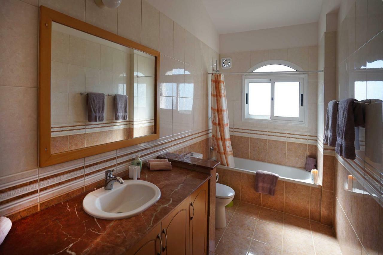 Villa Unforgettable Family Escape - Cliffside Villa With Panoramic Sea Views And Kid-Friendly Private Pool